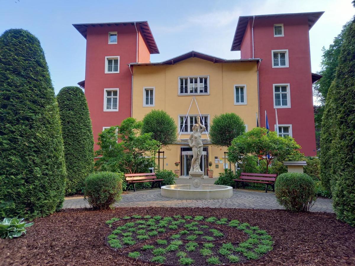 Parkhotel Bad Schandau Mit Spa Екстер'єр фото