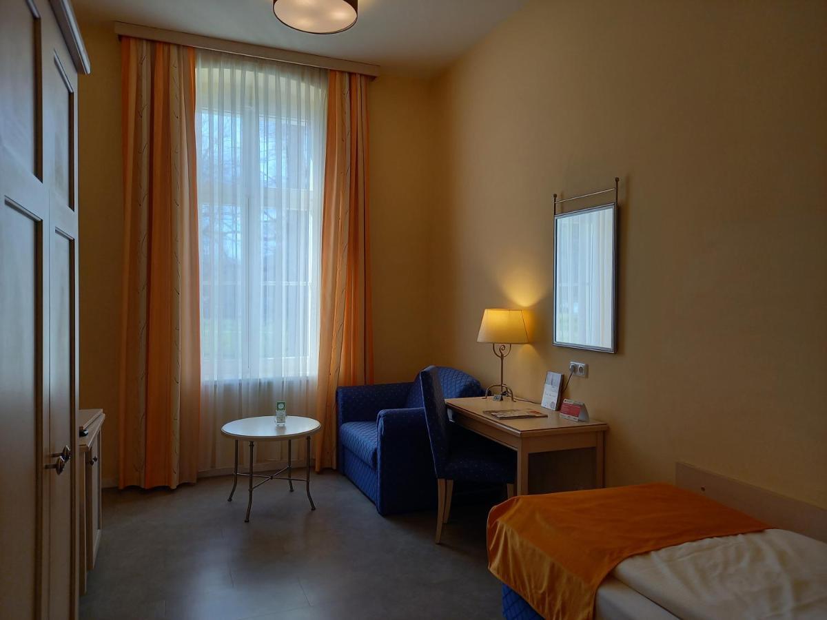 Parkhotel Bad Schandau Mit Spa Екстер'єр фото