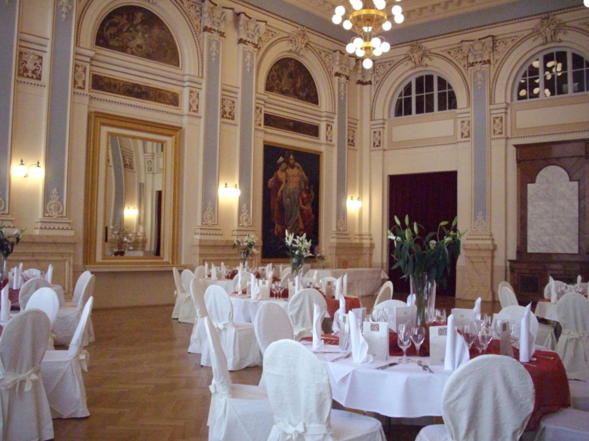Parkhotel Bad Schandau Mit Spa Екстер'єр фото