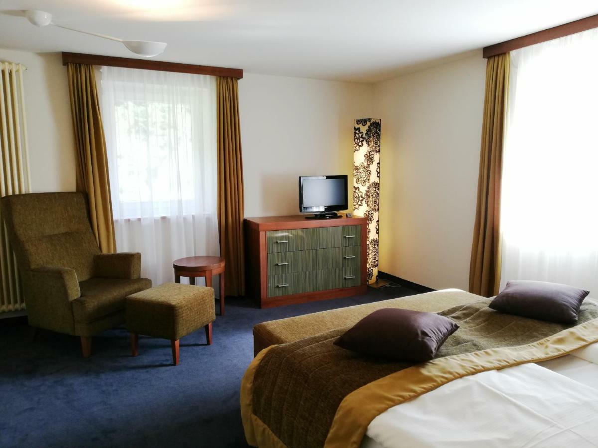Parkhotel Bad Schandau Mit Spa Екстер'єр фото