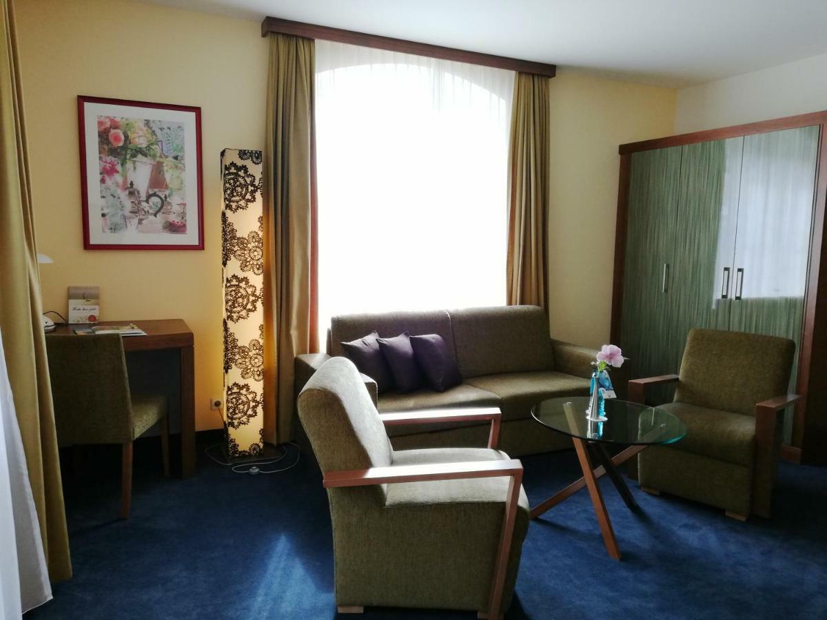 Parkhotel Bad Schandau Mit Spa Екстер'єр фото